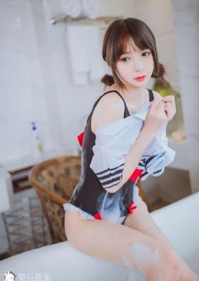 亚洲人妖女同在线播放