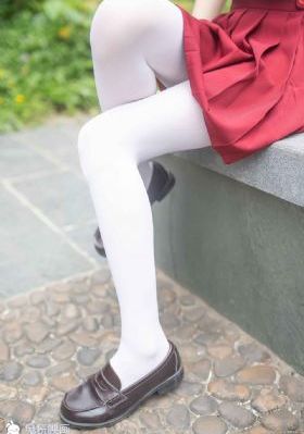 不穿内裤的女教师