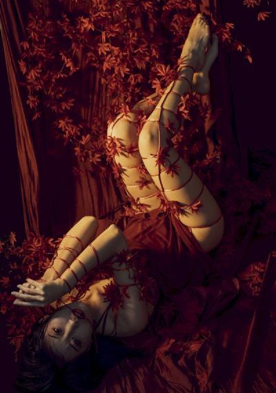 美女扒开粉嫩的尿囗给男生桶小说