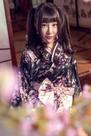 异国女郎巴黎在线观看电影