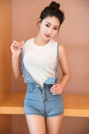 年轻的小姨子hd