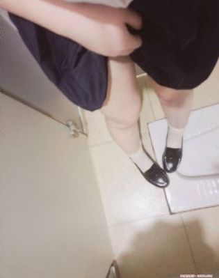 av熟女人妻一级毛片