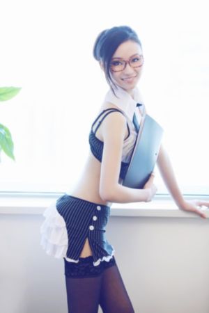 老公去上班丈夫上司不走电影