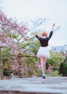 潜行吧奈亚子